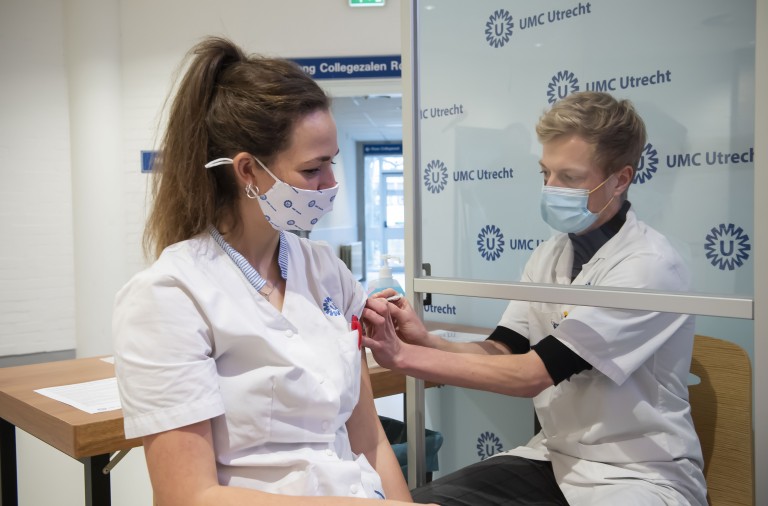 Eerst vaccinatie