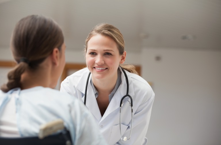 Dokter met patient
